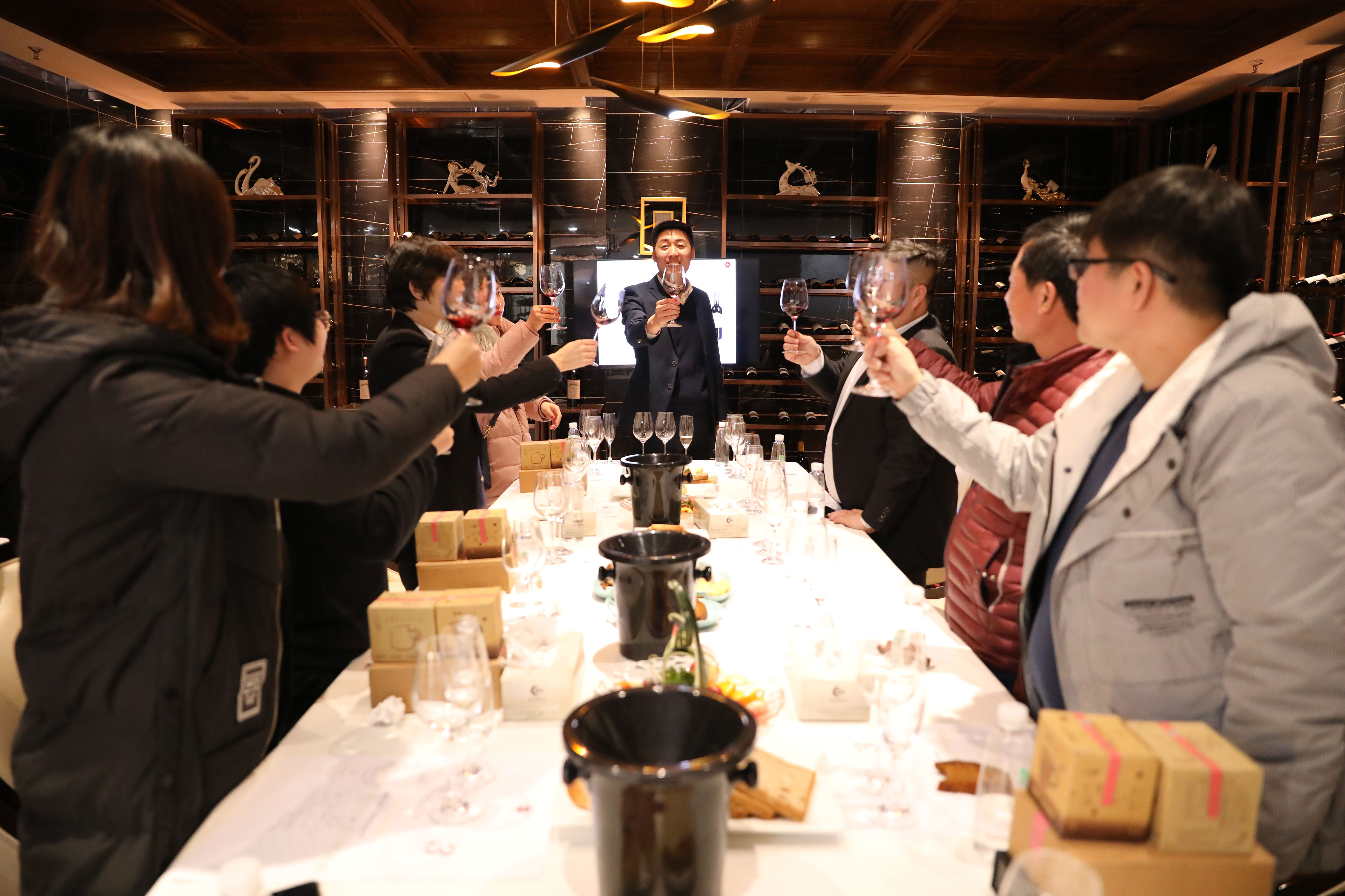 “鑫”酒庆双旦，巨鑫酒业新品上市鉴赏会圆满落幕